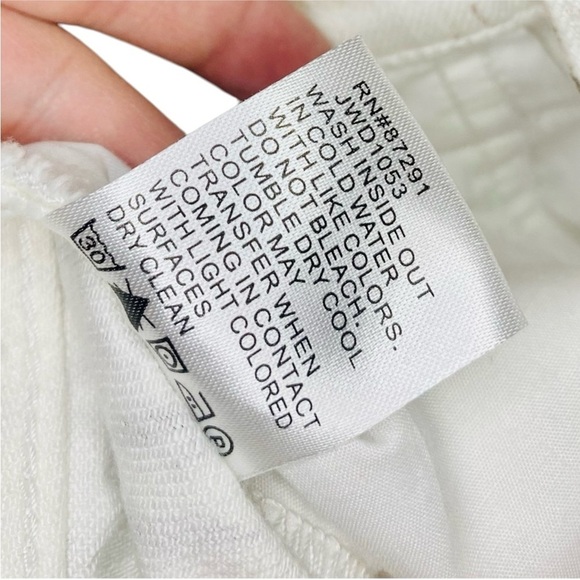 Johnny Was The Cropped Boyfriend Jeans in Rose Nwt - Picture 5 of 16